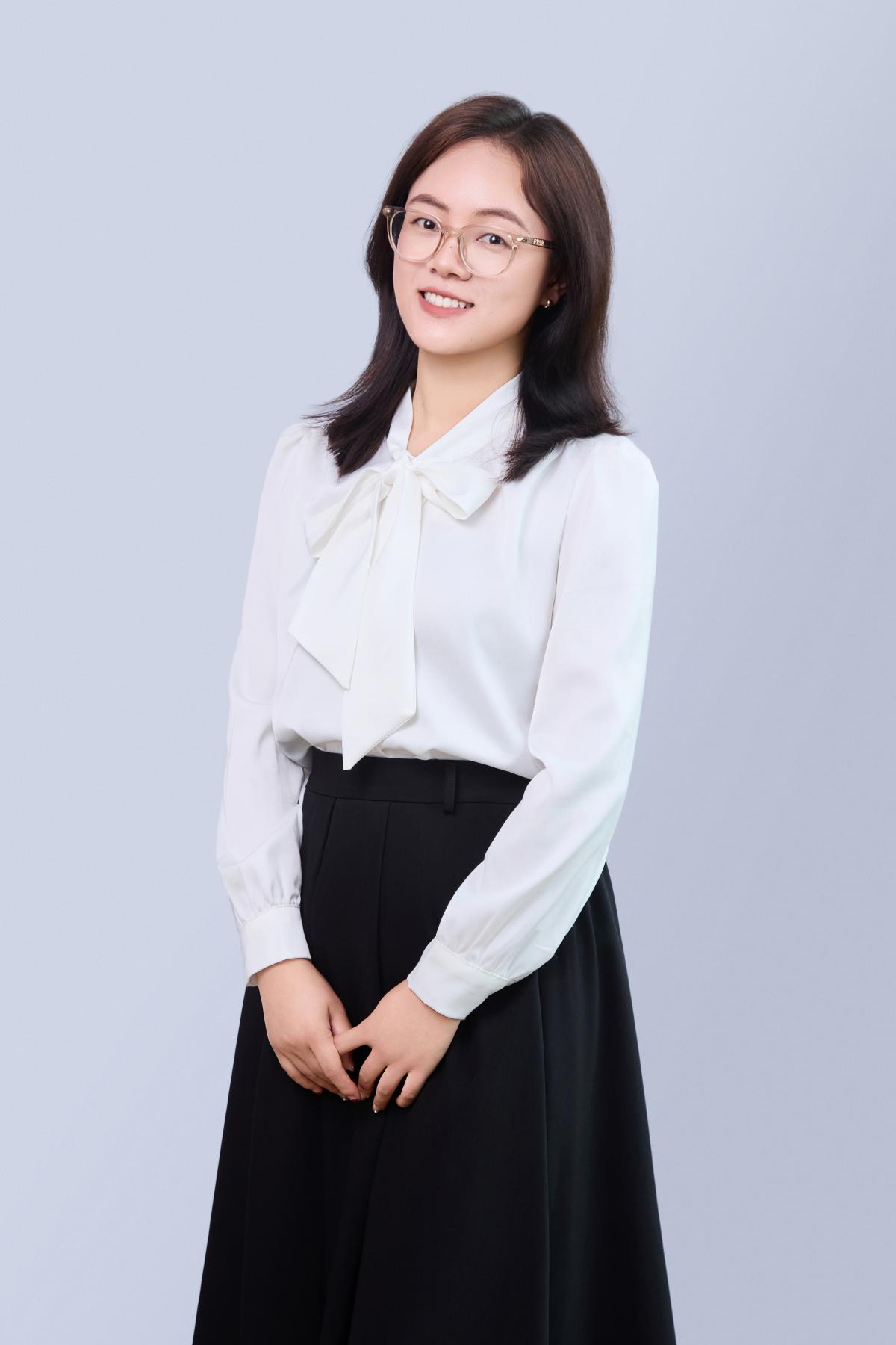 李艳霞.jpg